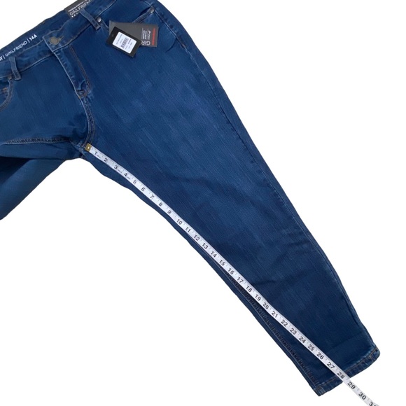 NWT Avenue Premium Stretch Girlfriend Rolled Cuff 14 - Picture 12 of 14